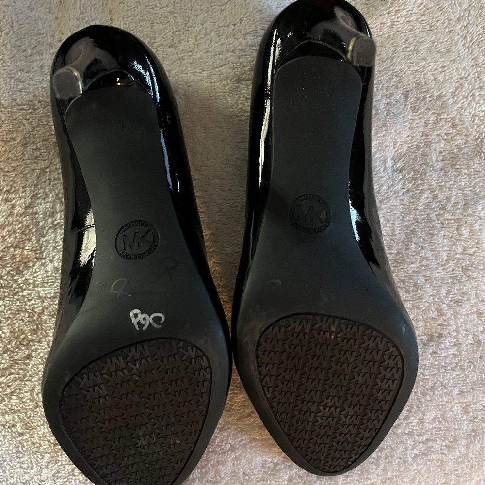 Michael Kors, black high heels